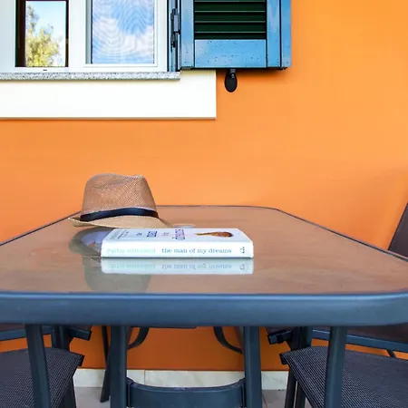 Voula Agios Ioannis 1 * Lefkáda